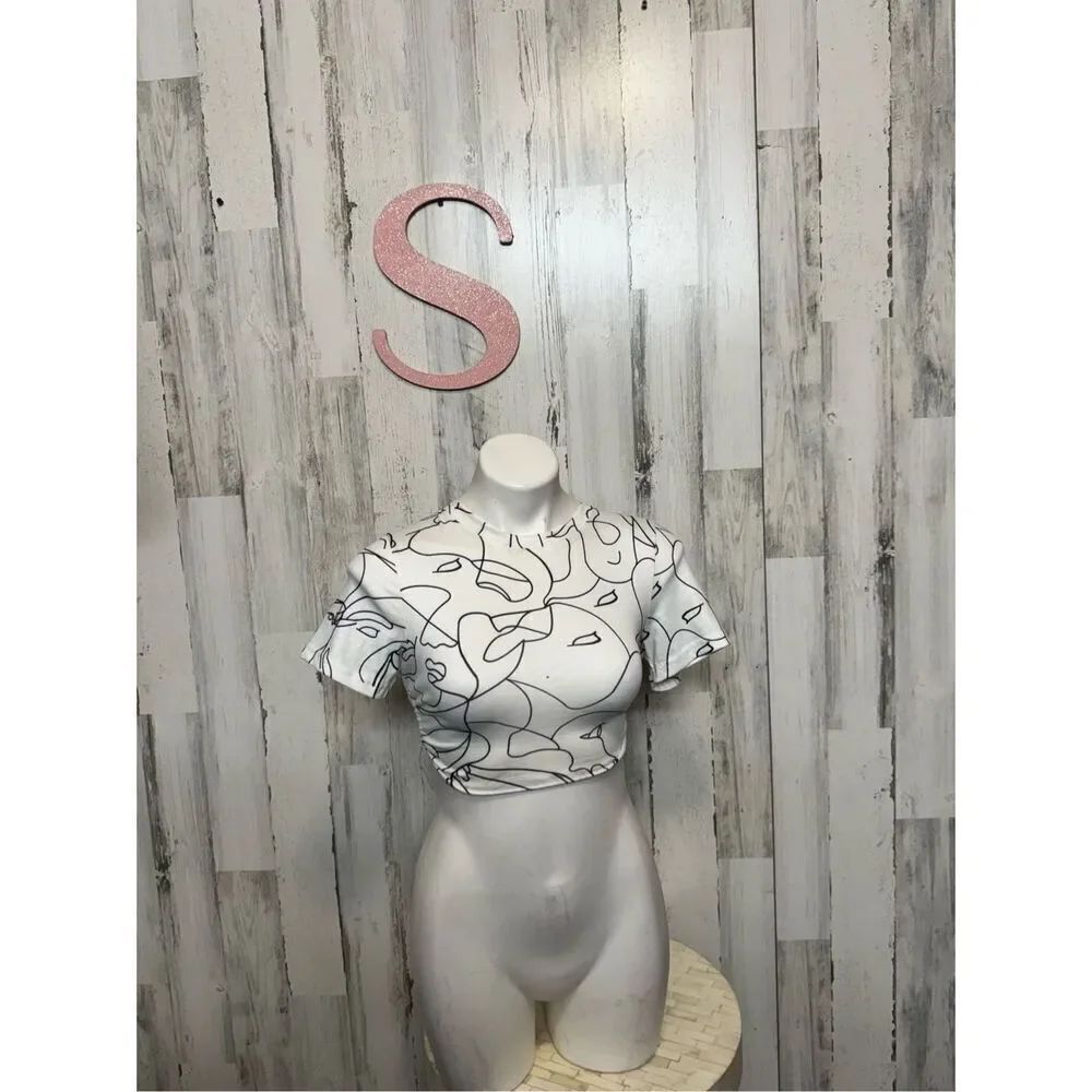 Crop top size S